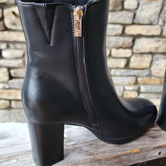 NY&C Black Chunky Heeled Boots NEW - Picture 3 of 6
